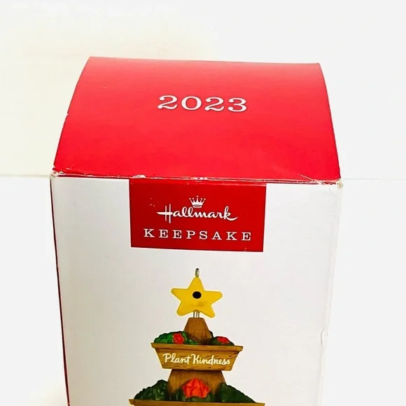 Hallmark 2023 Season’s Gardenings Ornament Plant Grow Gather - Picture 4 of 5